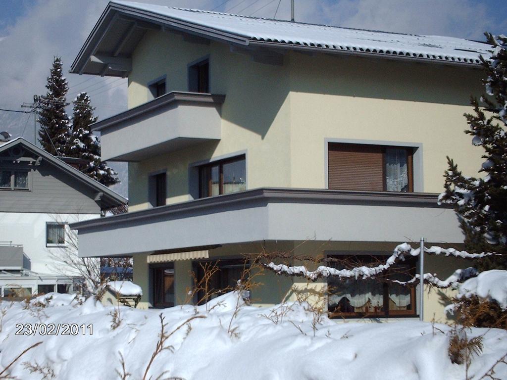Ferienwohnung Traudl Singer Innsbruck Exterior photo